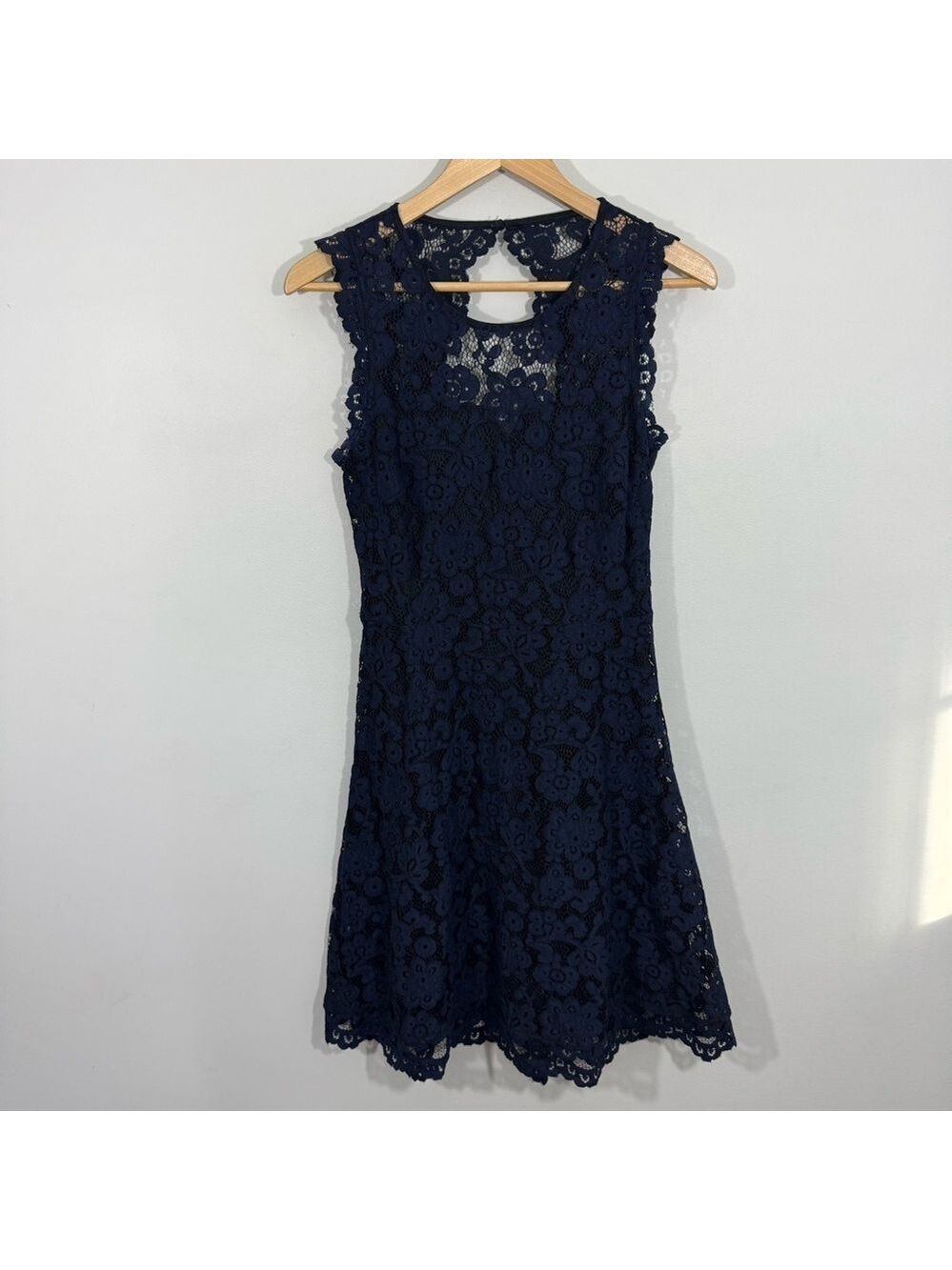 Reitmans Sweetheart Fit & Flare Dress Sz 4 Navy Blue Lace Overlay Open Back VGUC - Picture 2 of 14